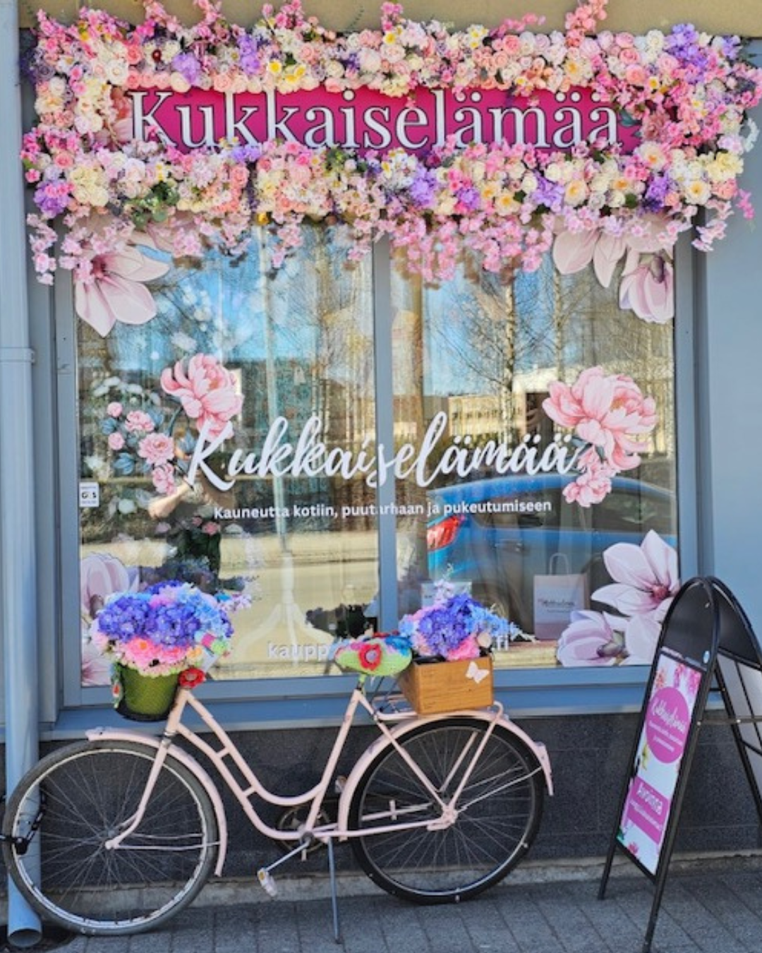 Mistä löytää uniikkeja naisten vaatteita Suomessa?